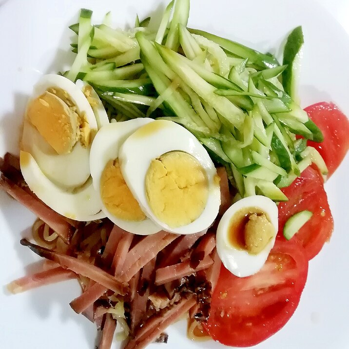 焼き豚のせて冷やし中華